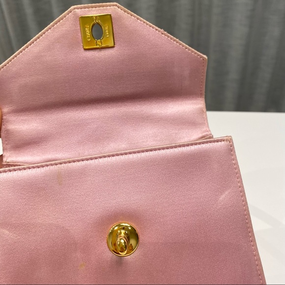 ❌SOLD❌Vintage Chanel Rose Pink Handle Bag - Picture 12 of 13
